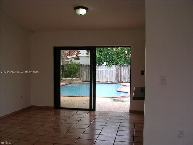 Building Photo - 3 br, 2 bath House - 14765 SW 82nd St