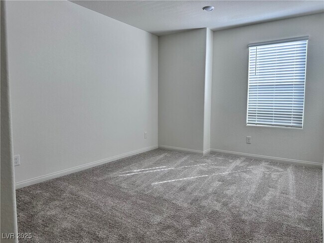 Building Photo - 3634 Cameri Ave