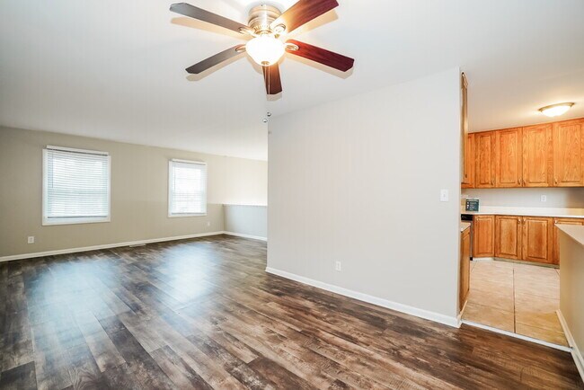 Building Photo - 6544 Portsmouth Dr