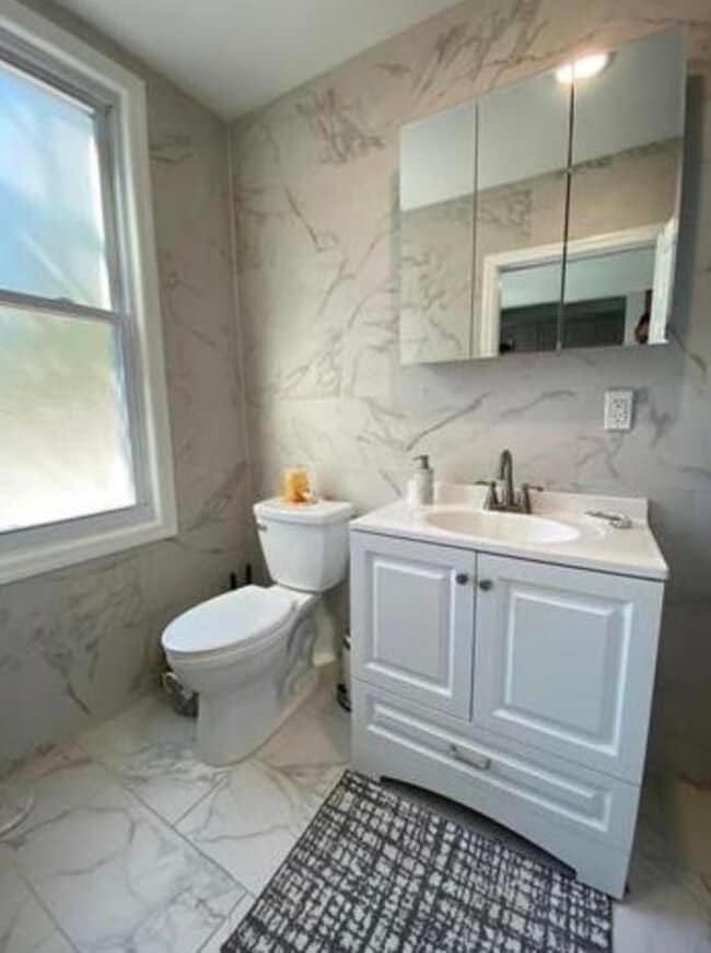 Building Photo - 227 Brunswick St