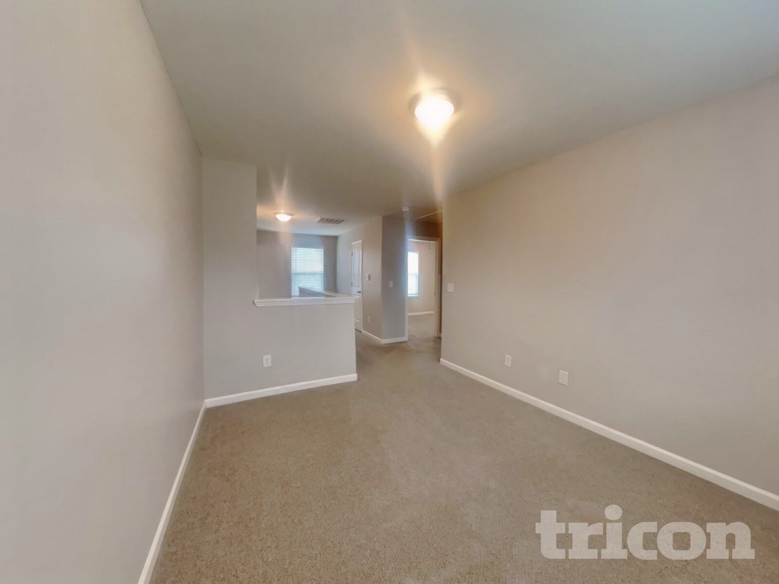 Building Photo - 1524 Hamilton Hills Dr