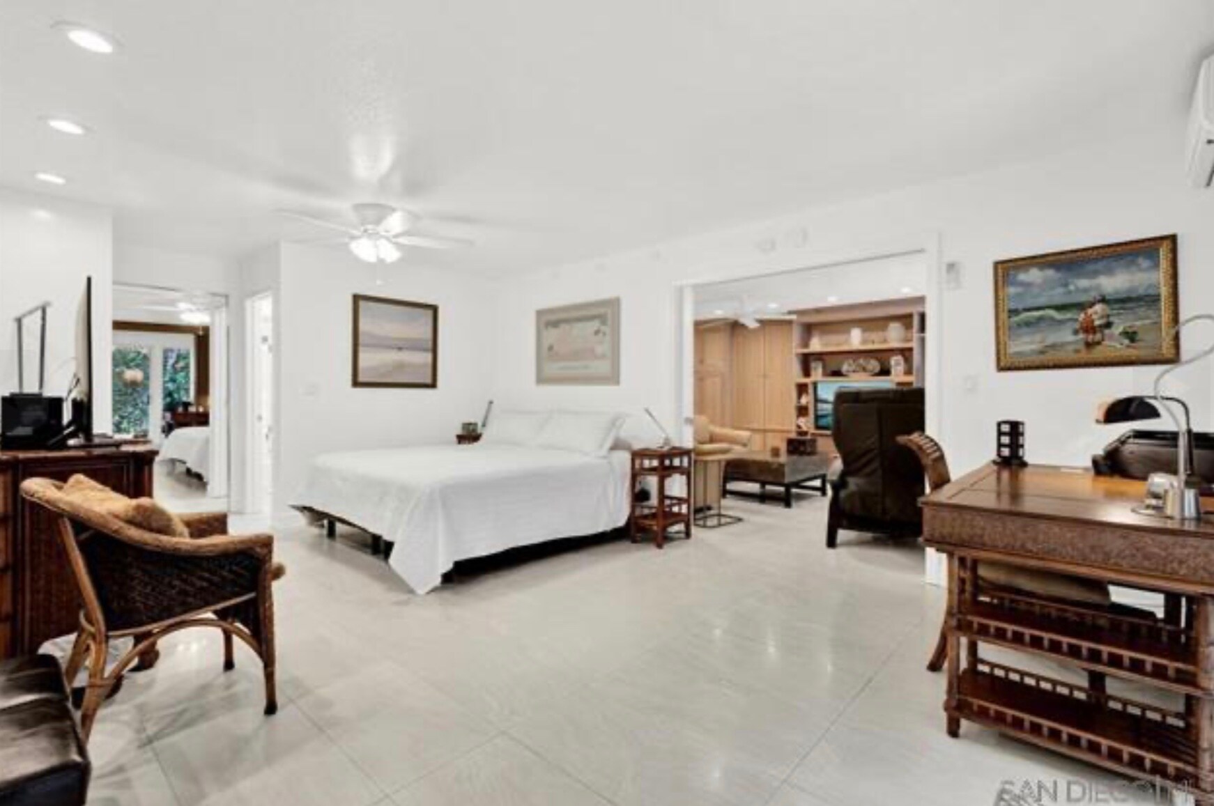 Building Photo - 1562 Camino Del Mar