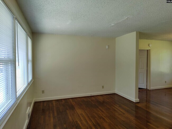 Building Photo - 3638 Truman St