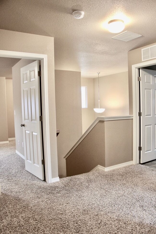 Building Photo - Well Cared For 3 bed/2.5 Bath Home in Security - Widefield