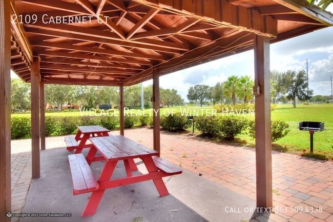 Building Photo - Julian Hills Apartments: Your Oasis in Eag...
