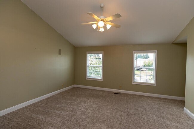Building Photo - 2059 Arbor Springs Blvd
