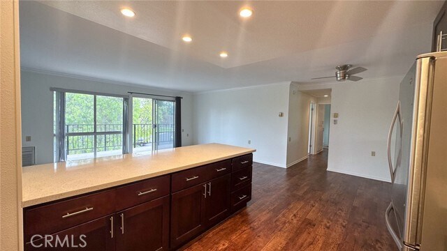 Building Photo - 2227 Via Puerta