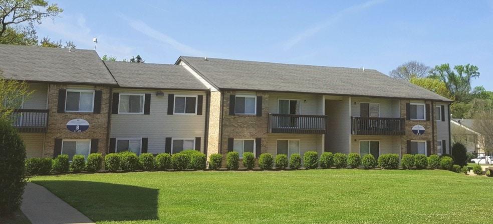Building Photo - Serenity at Fairfield
