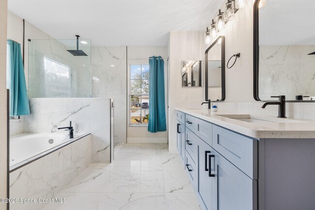 Building Photo - 1126 Ruby St SE