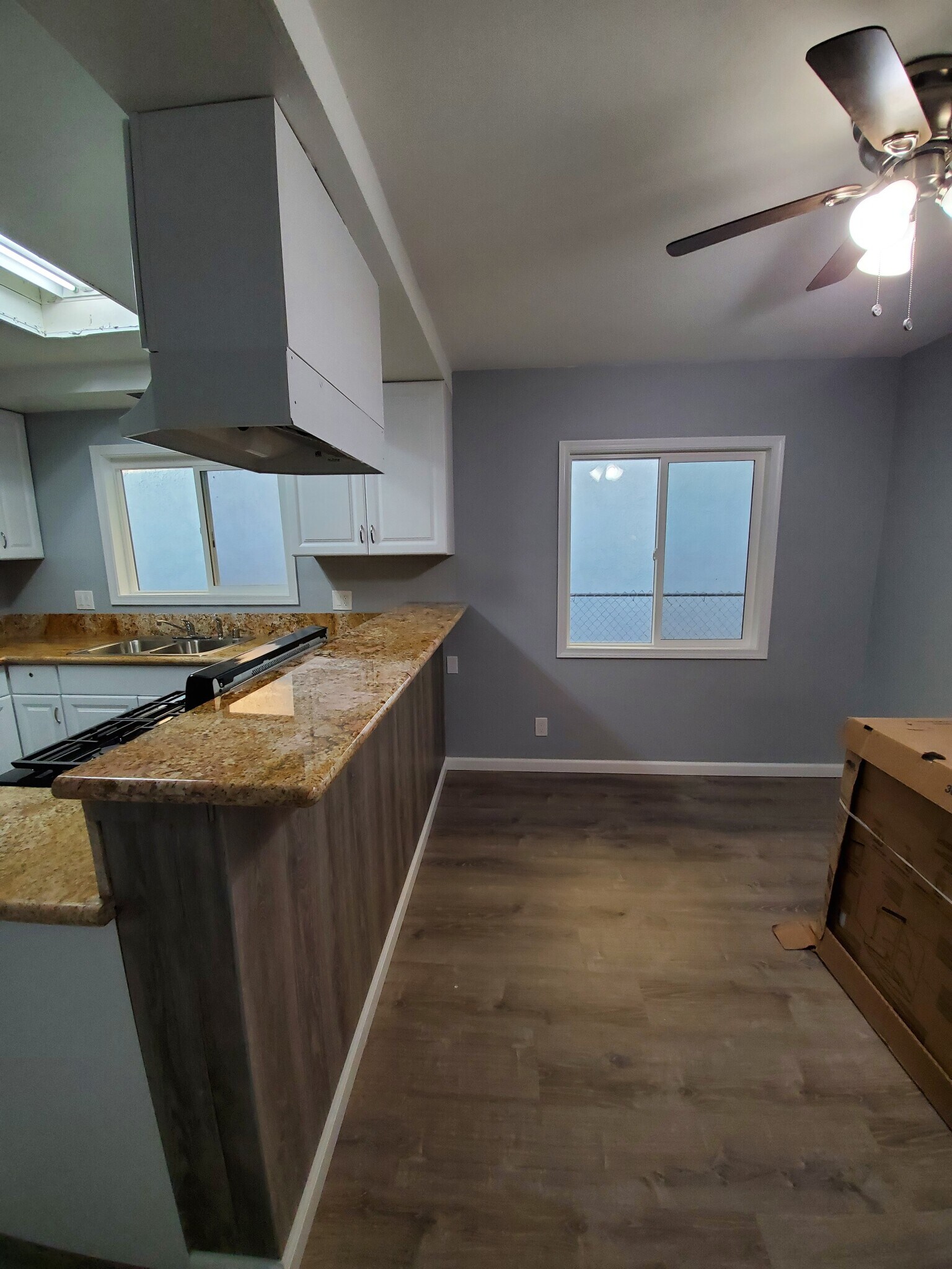 Building Photo - 15012 Eastwood Ave