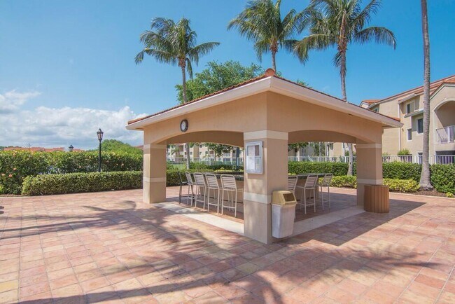 Building Photo - 1670 N 42ND Cir