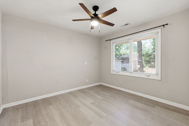 Building Photo - Updated Ranch with Garage, Fenced Yard & One-Level Living