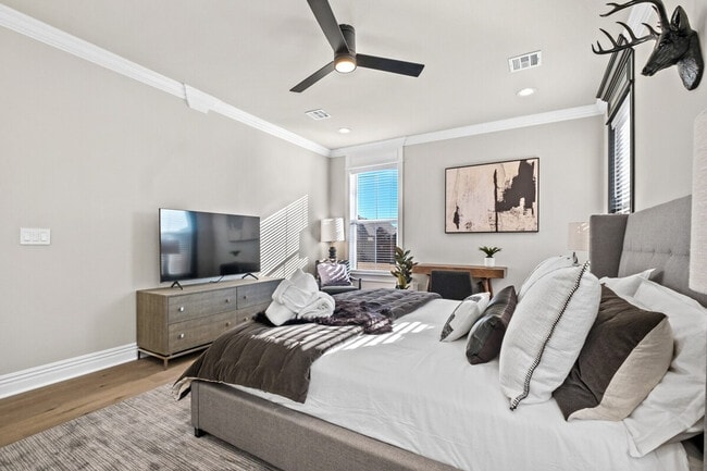 Building Photo - 6508 Stone Lake Dr