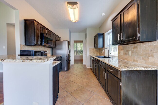 Building Photo - 16814 Benwick Dr