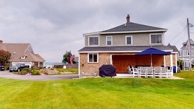 Building Photo - Ocean View Retreat in York Beach, Maine: F...