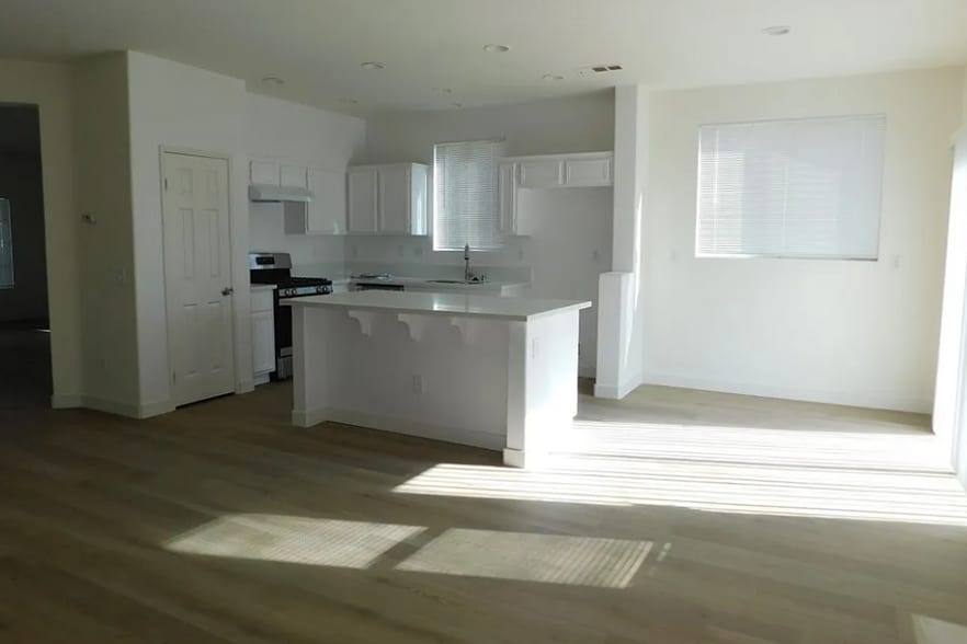 Building Photo - 11765 Winewood St