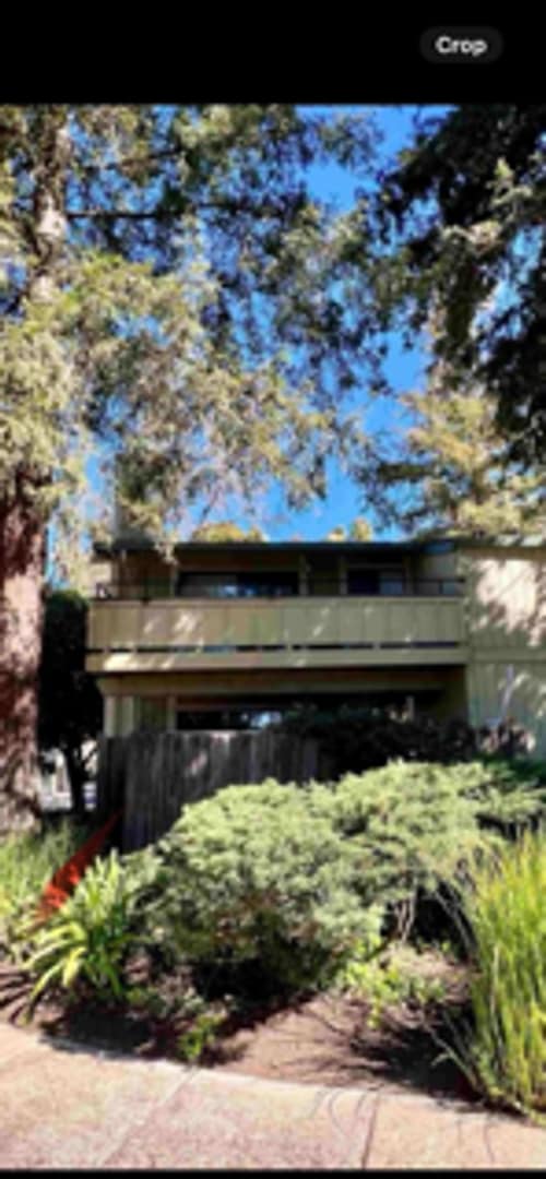 Building Photo - Charming 1-Bedroom Condo in a Serene Neigh...