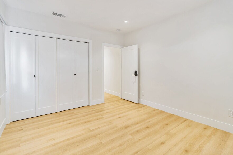 Building Photo - 2075 83rd Ave