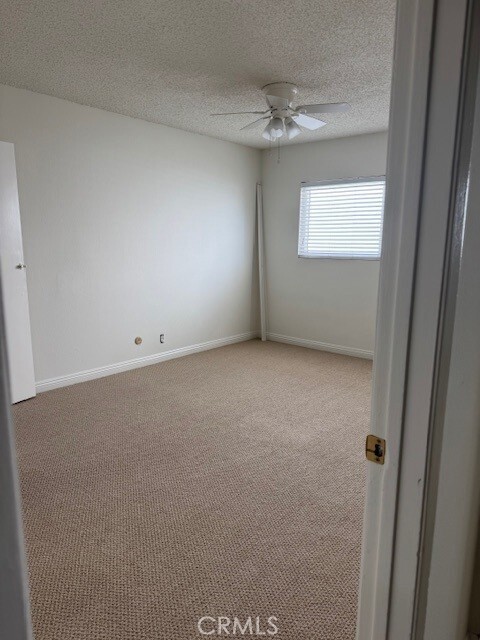 Building Photo - 207 W Marquita