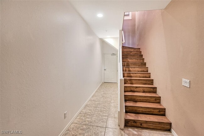 Building Photo - 8949 Malibu St