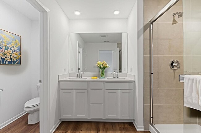 Building Photo - 14934 Dyer Ln