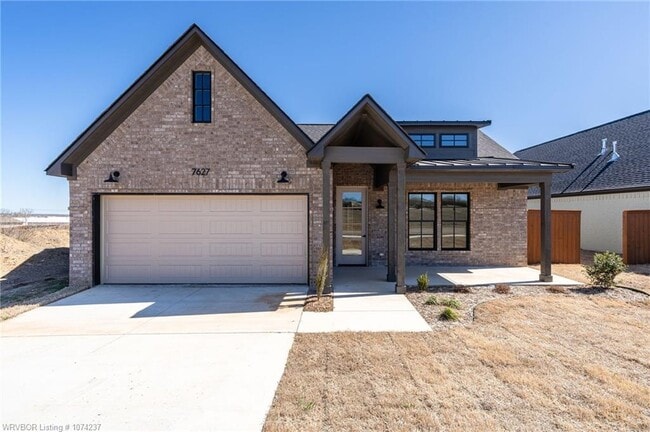 Primary Photo - 7627 Woodbine Ln