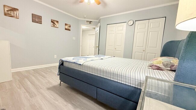 Building Photo - 124 Bonita Dr
