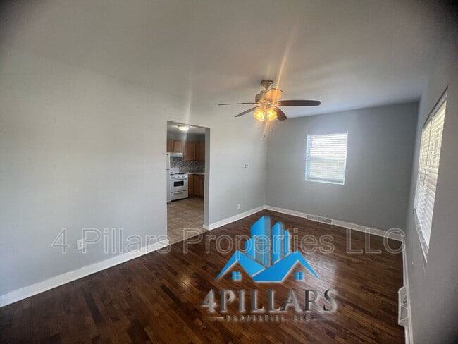 Building Photo - 2612 Vine Ct