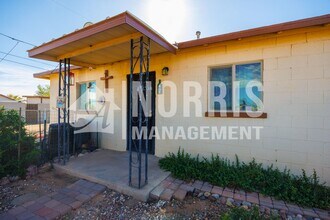 Building Photo - Home Available in Casa Grande