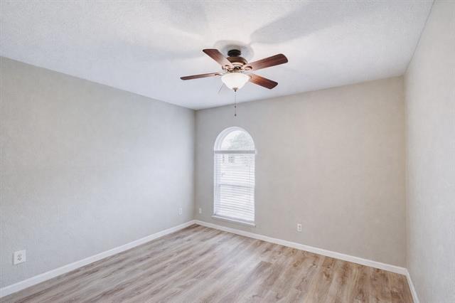 Building Photo - 1208 Crestwood Ct