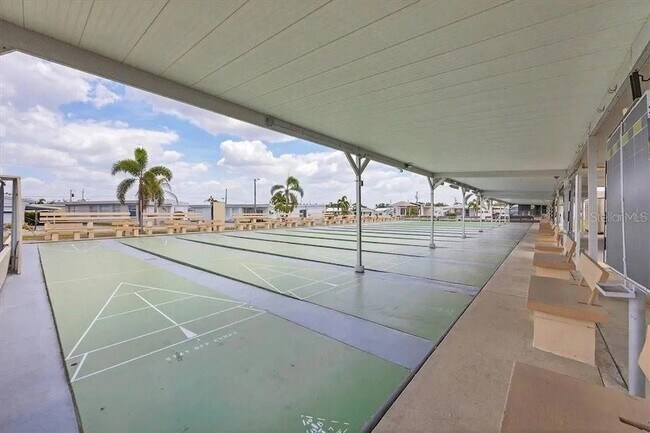 Building Photo - 4108 10th St Ct E