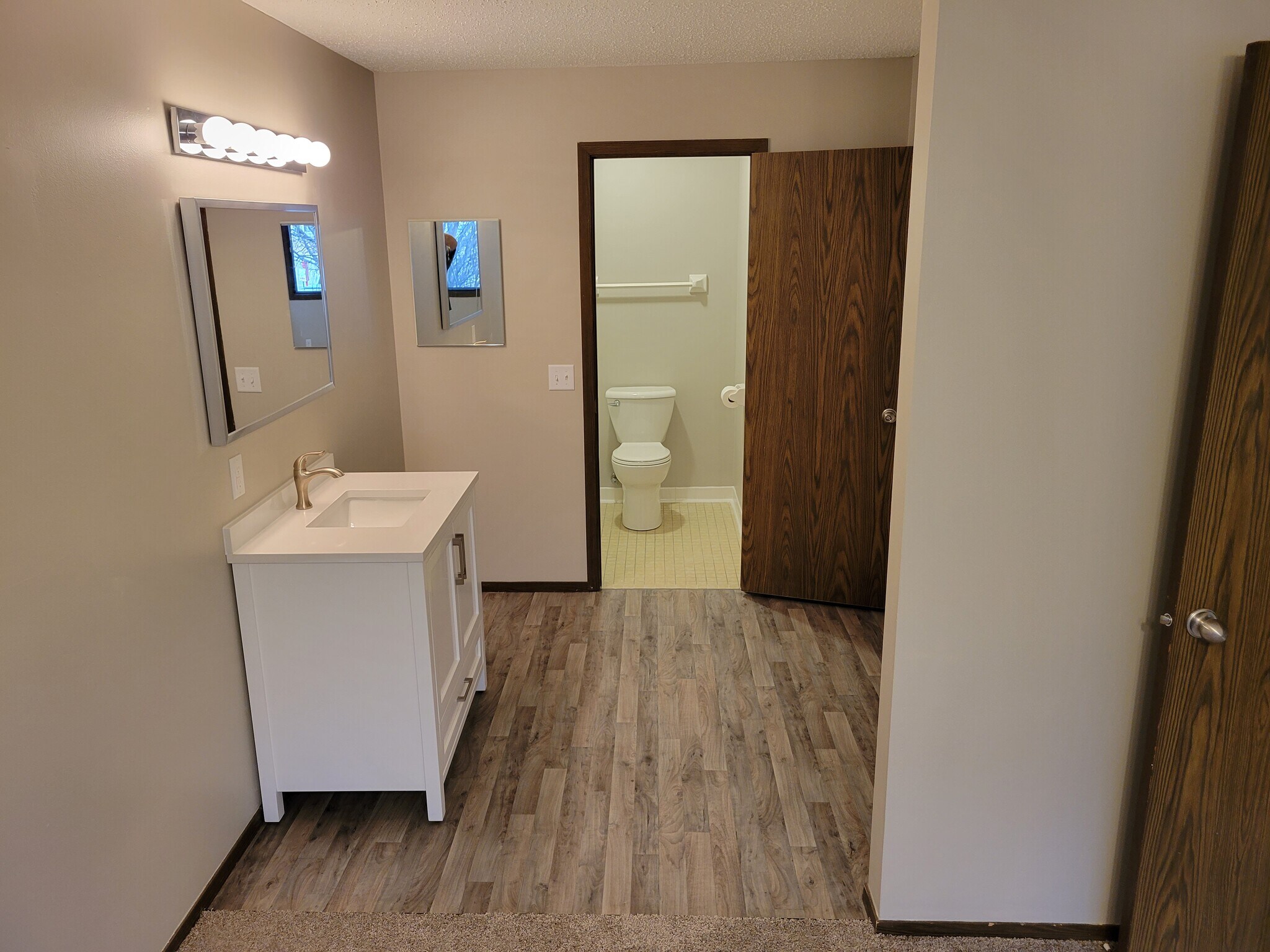 Building Photo - 3917 Heritage Hills Dr