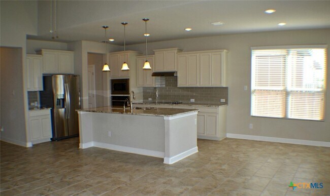 Building Photo - 3127 Pinecone Cove