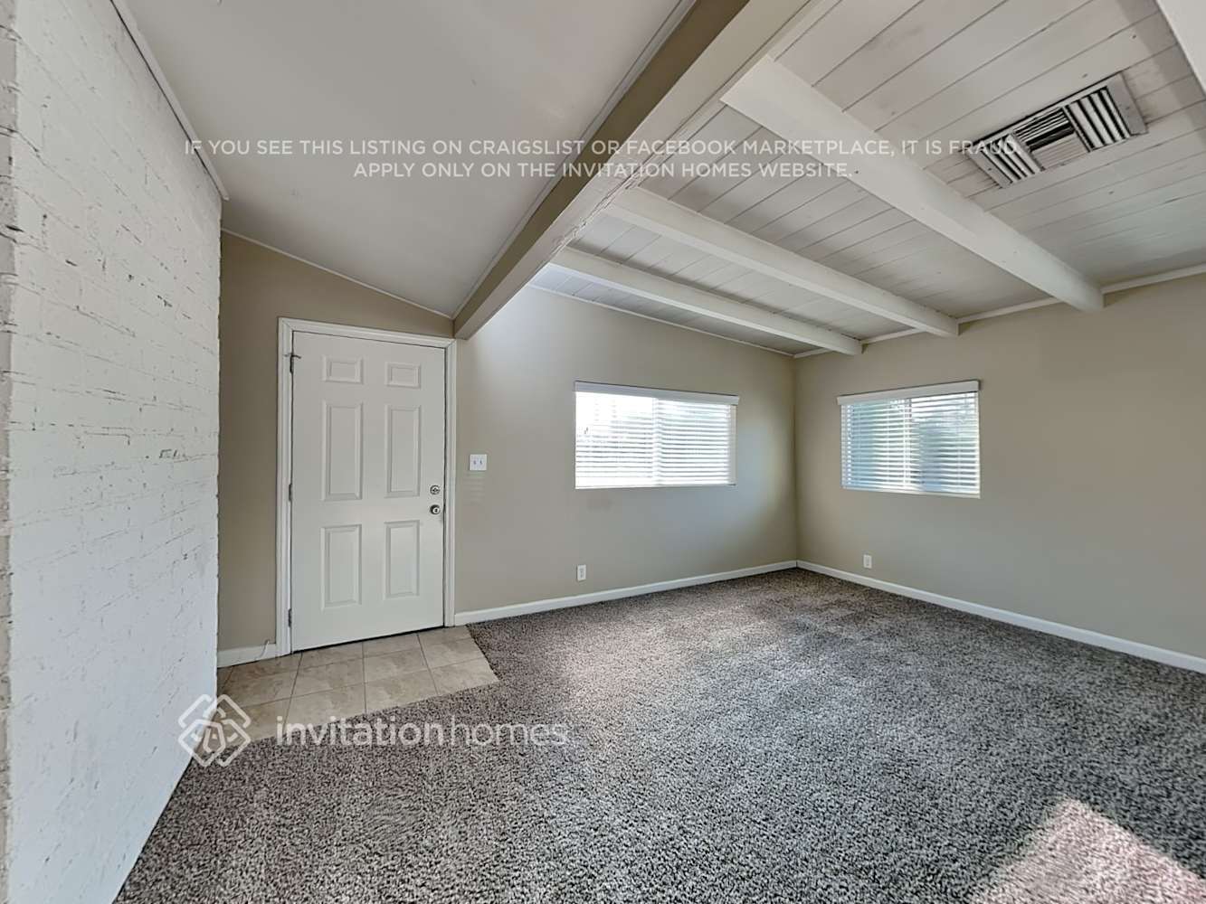 Building Photo - 20252 Archwood St