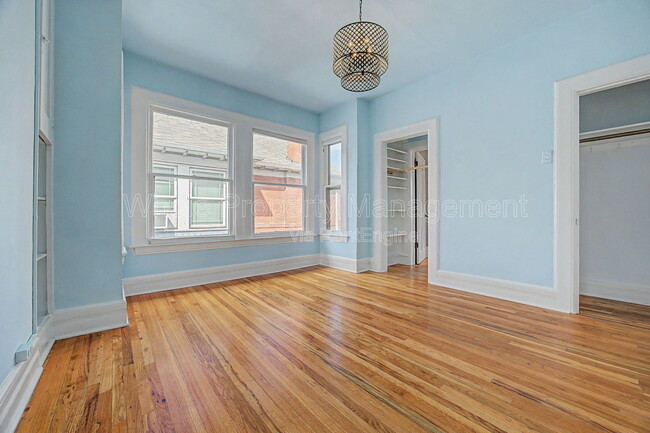 Building Photo - 2214 E 13th Ave