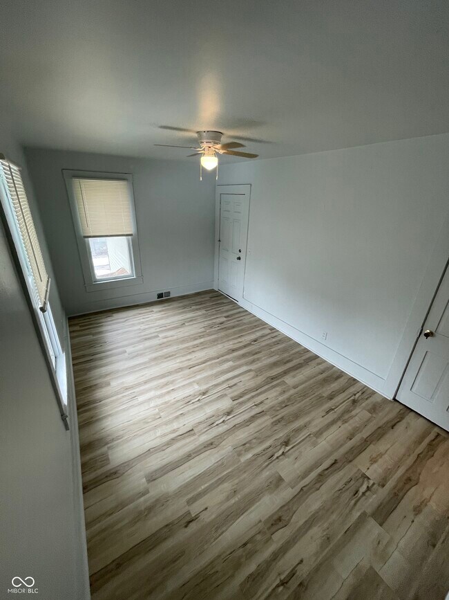 Building Photo - 610 S Gallatin St