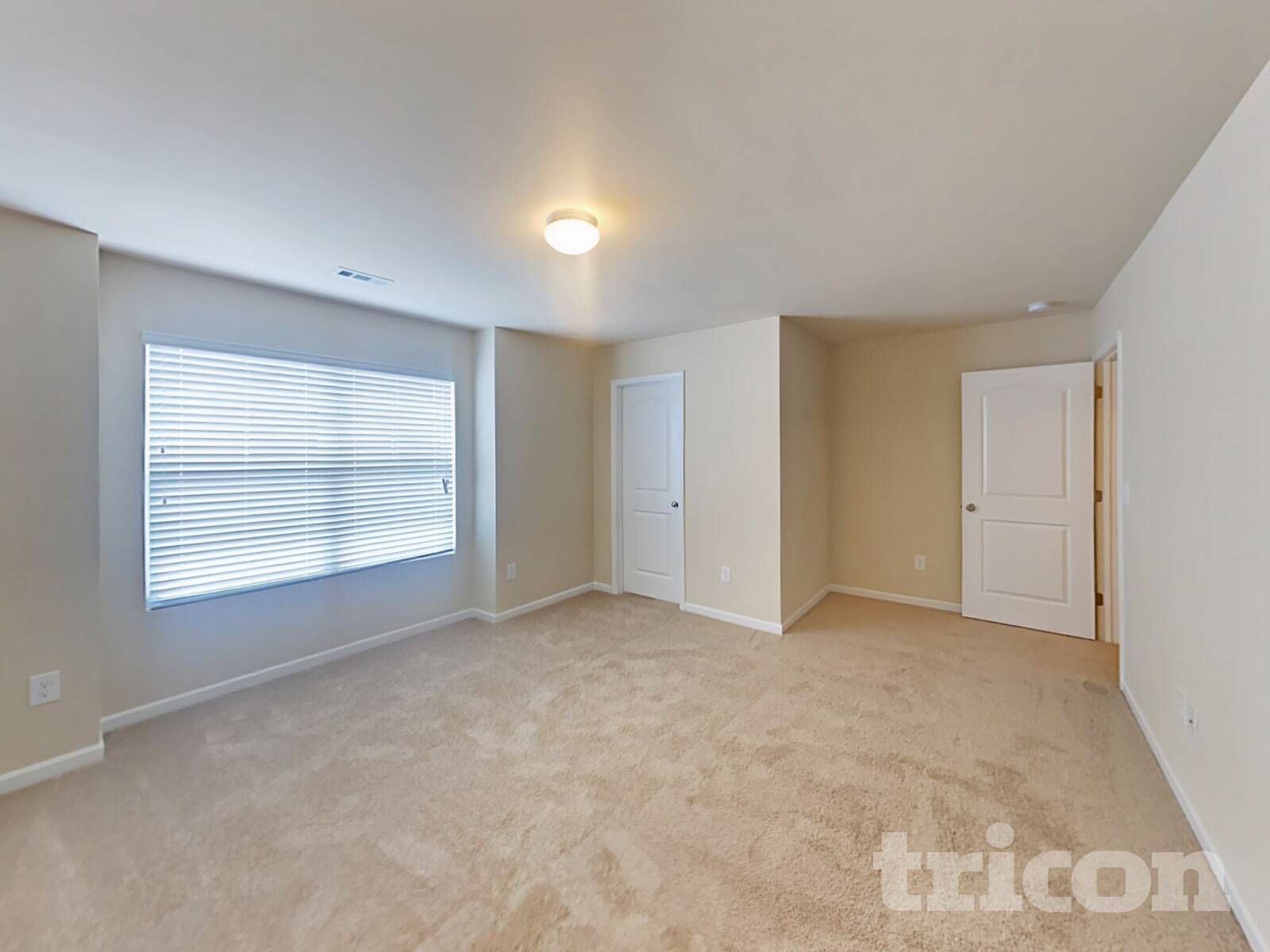 Building Photo - 2046 Aragon Lane