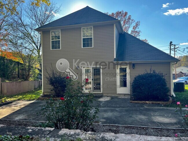 Building Photo - 3721 Connelly Ln