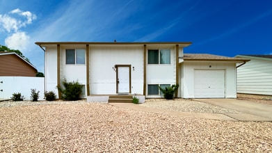 Building Photo - Exceptional Family Home in Fountain, CO - ...