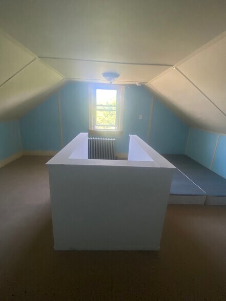 Building Photo - 117 Karrs Ln