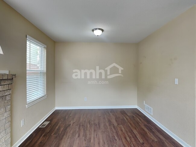 Building Photo - 6565 Monaco Dr