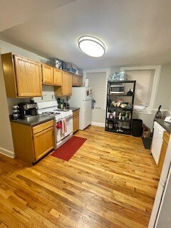 Building Photo - 1947 N Cleveland Ave