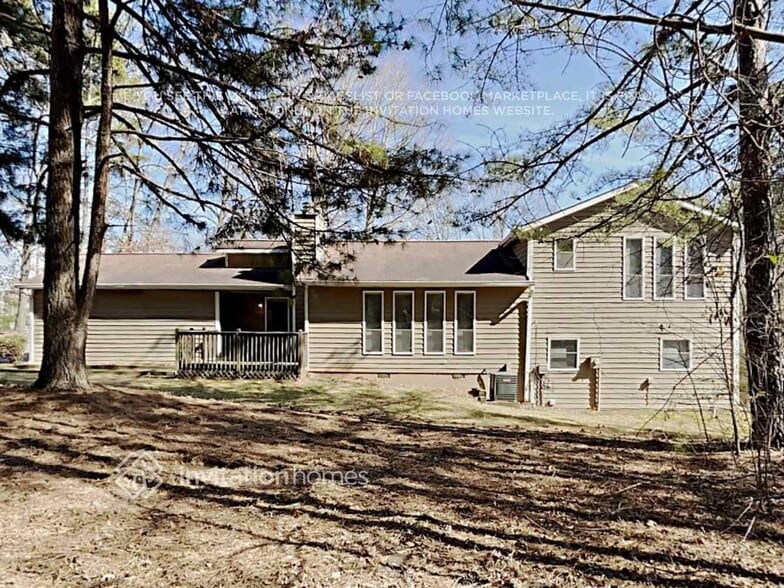 Building Photo - 1410 Pilgrim Way