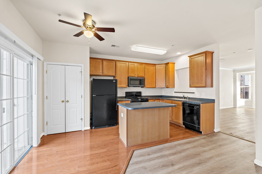 Building Photo - 5530 Capital Gateway Dr
