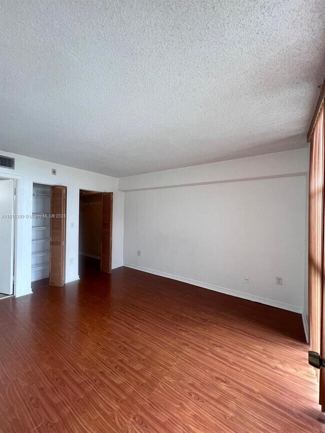 Building Photo - 2075 SW 122nd Ave