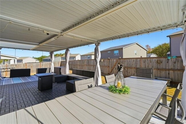 Building Photo - 196 Summit Pointe Dr