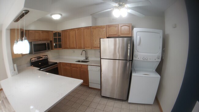 Building Photo - 1130 Dunlop Ave