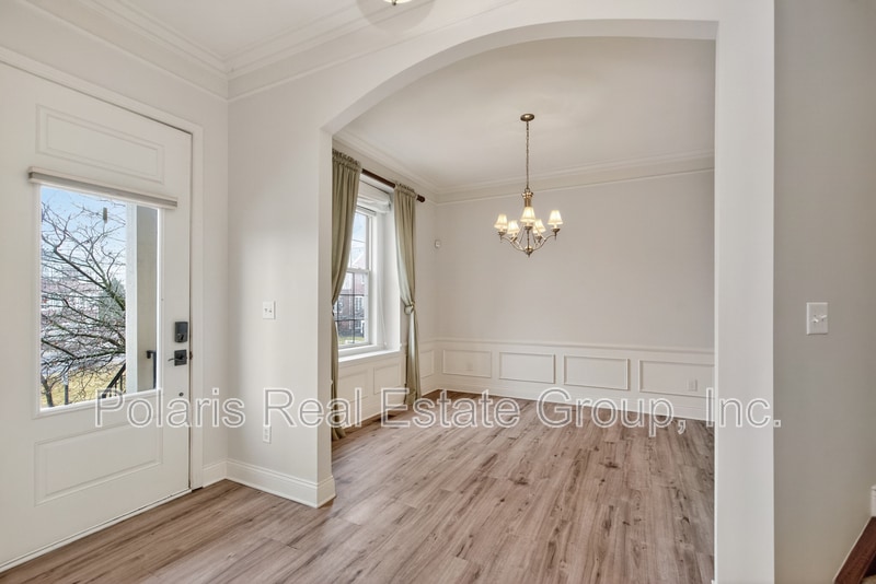 Building Photo - 108 Manchester Dr