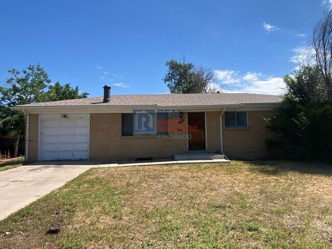 Primary Photo - 504 Toledo St