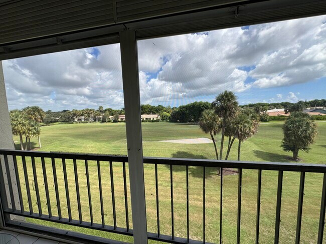 Building Photo - 2430 Deer Creek Country Club Blvd